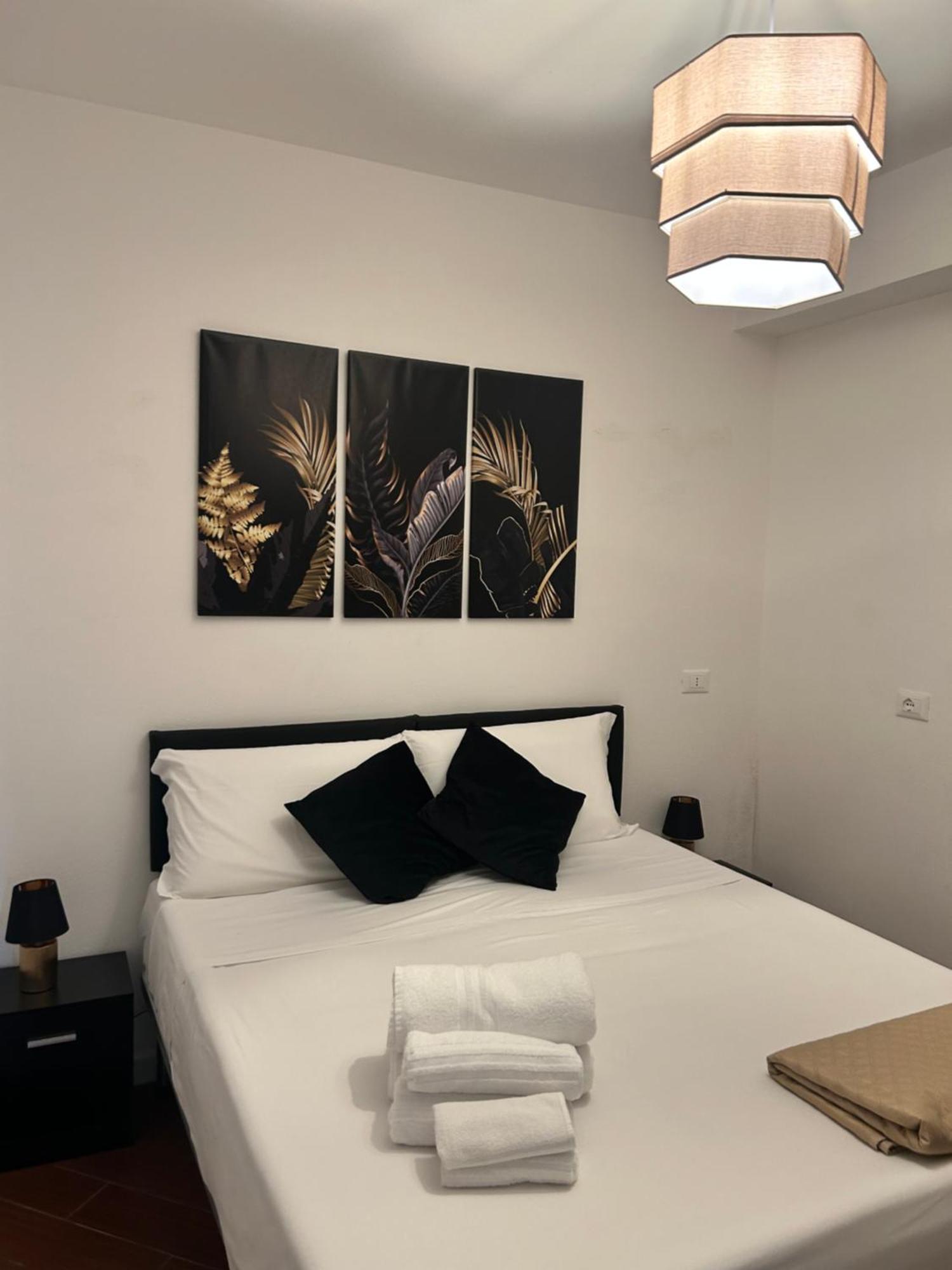 Mondello Suite Apartment ภายนอก รูปภาพ